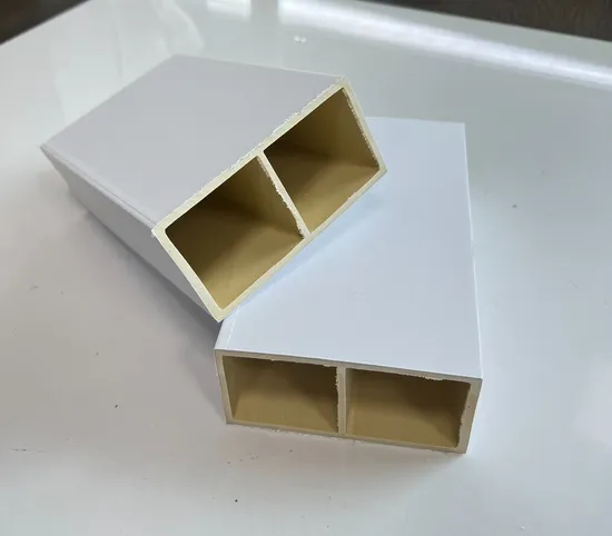 Fornecimento de fábrica no atacado de tubos de PVC quadrados ocos internos WPC